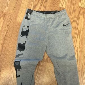 Men Nike Sweatpants